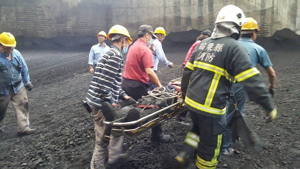頭份中石化廠區 檢修工人遭煤炭掩埋喪生