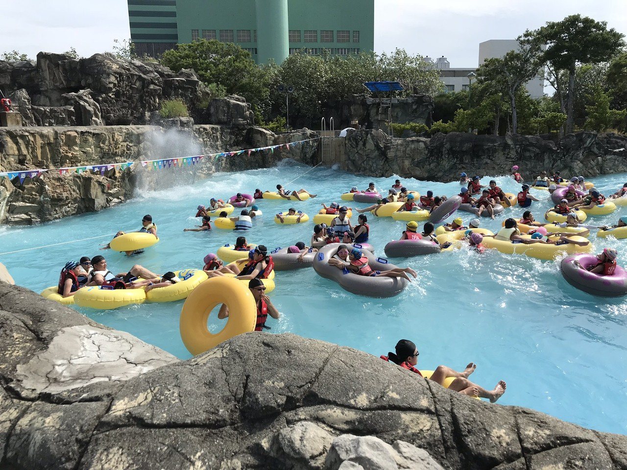 夏天到了！ 台南市水多多樂園 周三比基尼日有優惠