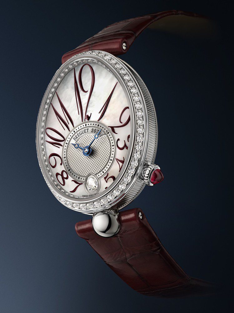 寶璣Reine de Naples那不勒斯王后系列8918腕表，18K白金表殼，手工鐫刻珍珠母貝表盤，約116萬3,000元。圖／Breguet提供