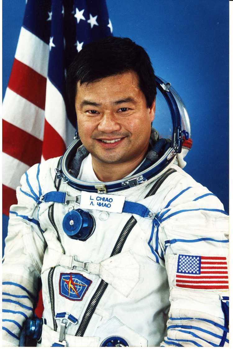 美國NASA前太空人焦立中（Leroy Chiao）與萬寶龍合作StarWalk...