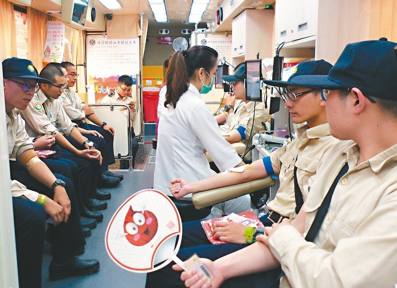 血液庫存仍不足，血液基金會盼民眾踴躍捐血。本報資料照