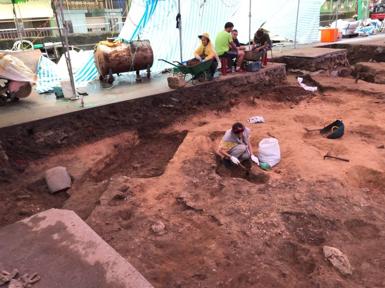 基隆和平島聖薩爾瓦多城考古新發現 4墓區有3具遺骸