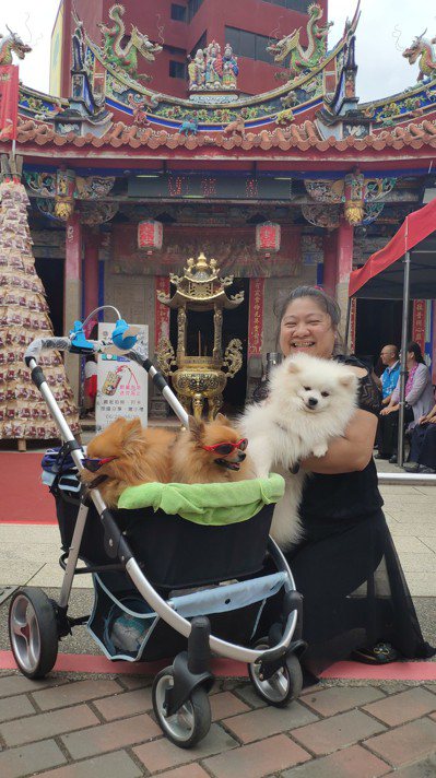 北港230歷史義民廟 月底舉辦文化季推出義犬小神衣