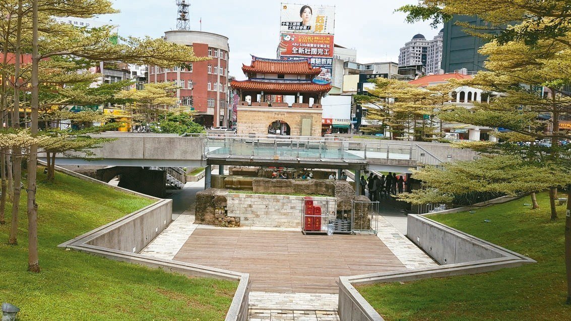 拆橋、填平廣場及擴大步道 竹市東門城明年2月展新貌