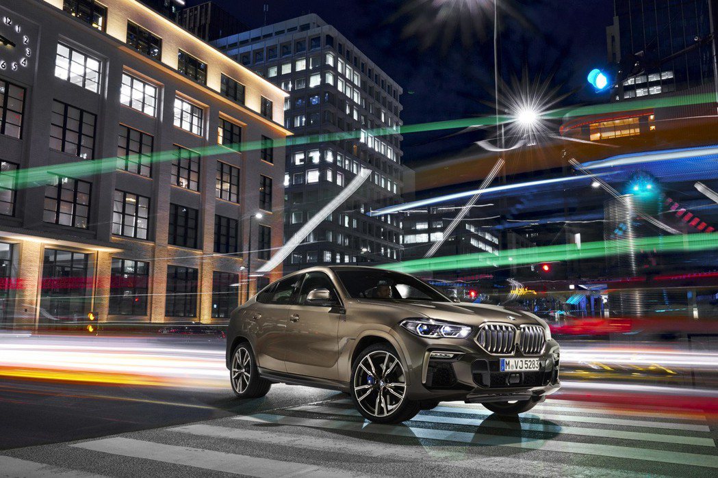 第三代BMW X6也有提供BMW Laserlight雷射頭燈作為選配。 摘自B...
