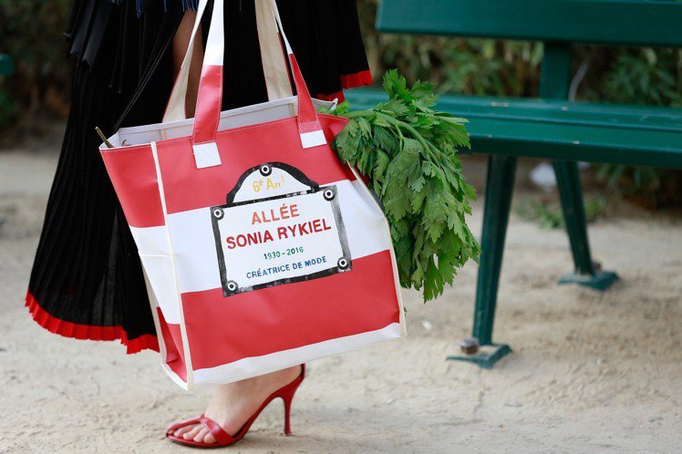 ALLEZ RYKIEL BAG環保袋的概念來自市集。圖／MINOSHIN美之心提供