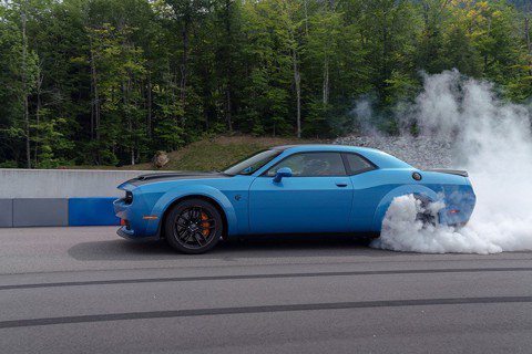  Dodge SRT Hellcat 地獄貓美式肌肉跑車也要變油電？
