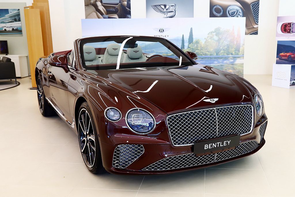全新Bentley Continental GT Convertible擁有令人...