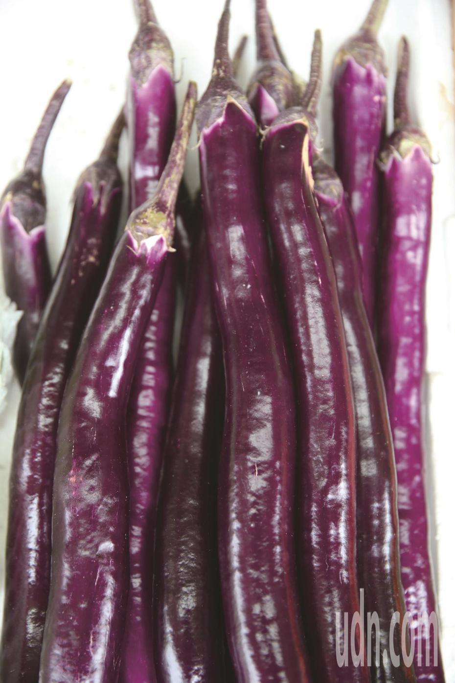 紫色茄子含花青素，能養顏兼護眼。本報資料照片