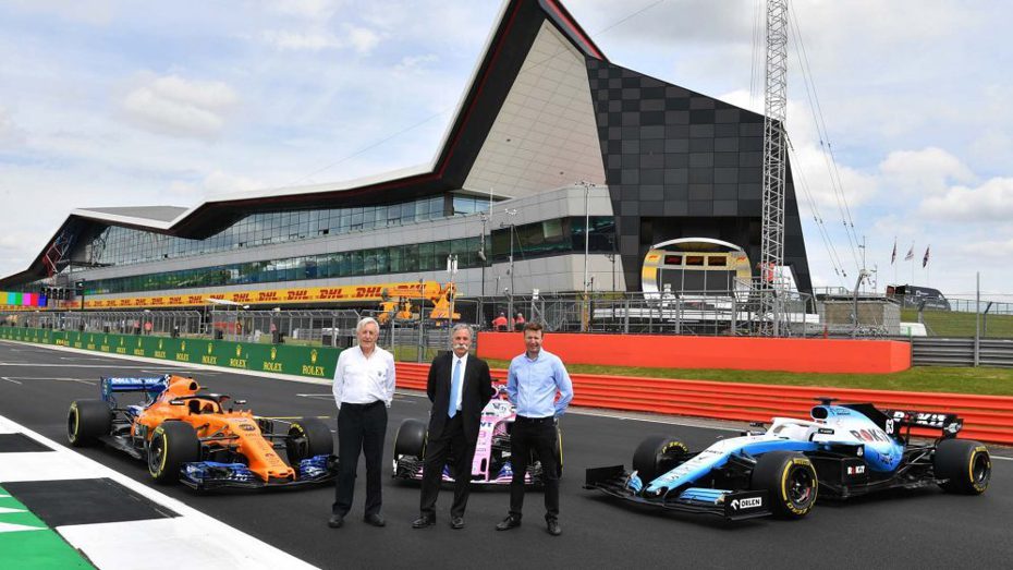 目前F1的10支車隊裡，有7支車隊的總部就設立在英國。 摘自F1