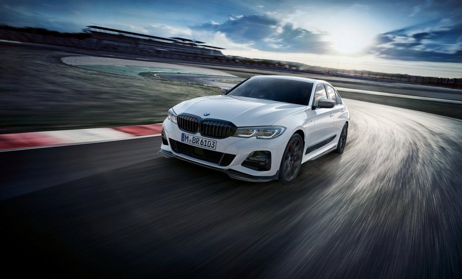 全新BMW 3系列M Performance套件勁裝上市。 圖／汎德提供