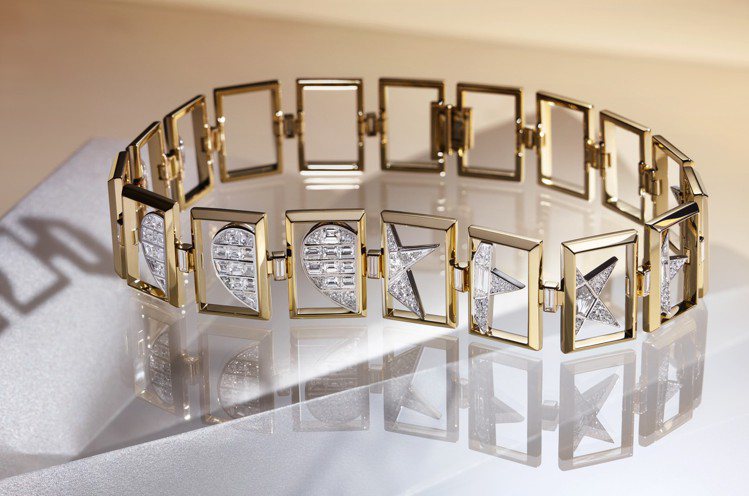 Tiffany Blue Book高級珠寶Icon系列項鍊，採用18K與鉑金鑲嵌，搭配重逾16克拉矩型與圓型切割鑽石。圖／Tiffany & Co.提供