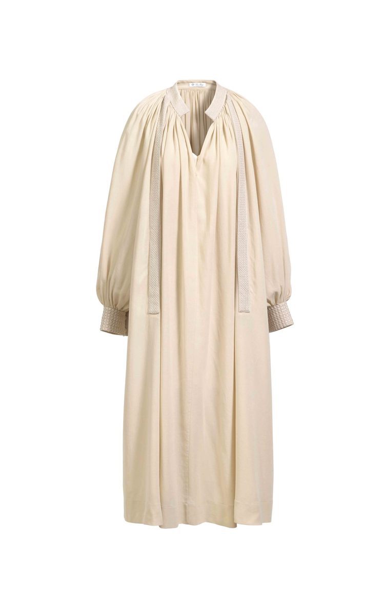 張鈞甯選穿的Loro Piana Lisa棉紡絲綢連身裙，售價10萬5,700元。