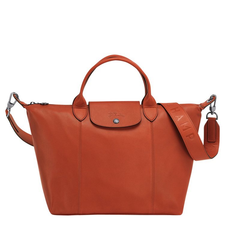 Le Pliage Cuir銹色中型手提包，售價23,200元。圖／LONGCHAMP提供