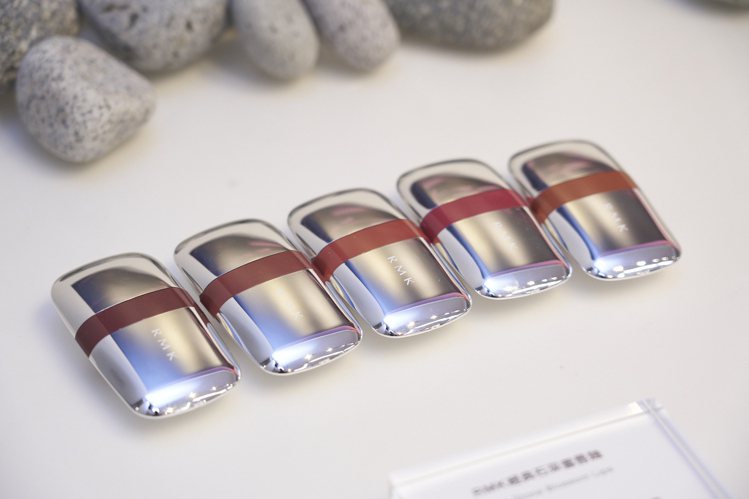 RMK經典石采蜜唇釉全5色／售價1,350元。圖／RMK提供