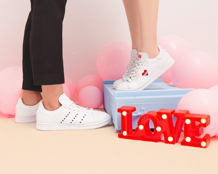 adidas Originals推出七夕情人節專屬的「Stan Smith」鞋款。圖／adidas Originals 提供