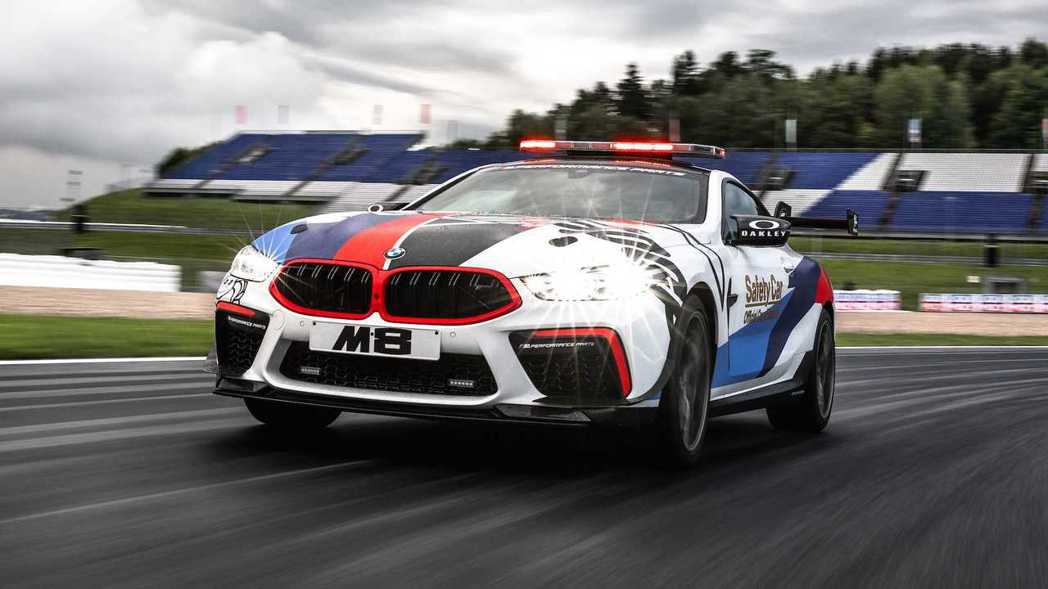 M8 Safety Car最大可輸出625匹馬力。 摘自BMW