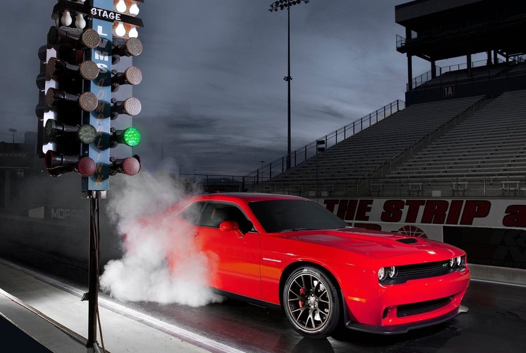 動力狂暴的Dodge Challenger SRT Hellcat也在榜單上。 ...