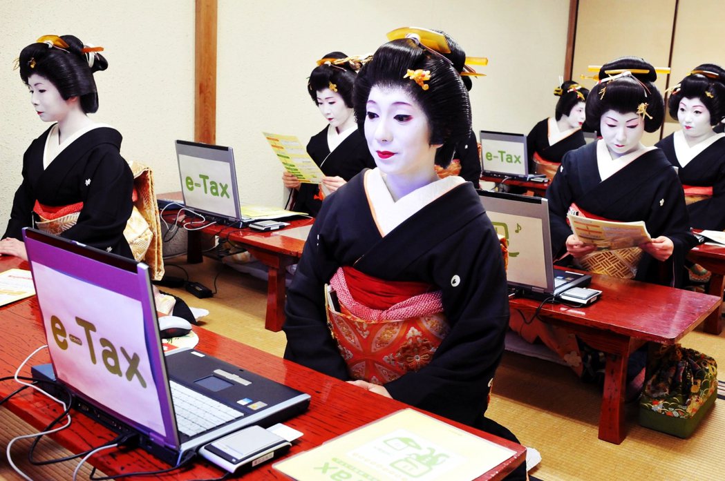 日本在大部分人的印象中是科技先進大國，但或許會讓一些人意外的是，其實日本的IT產...