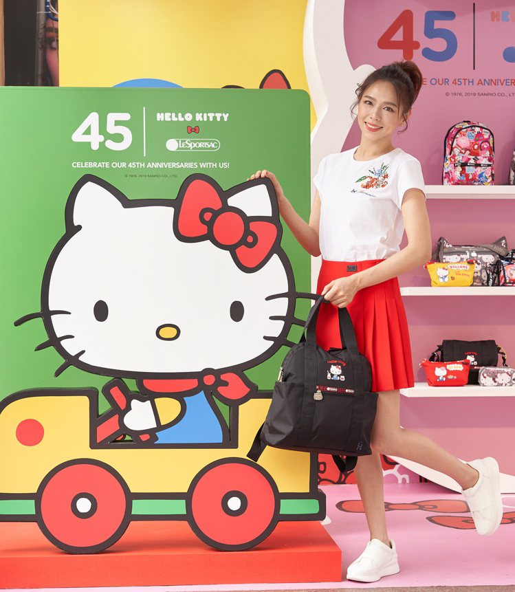夏于喬最愛Hello Kitty x LeSportsac聯名系列簡約刺繡主題兩...