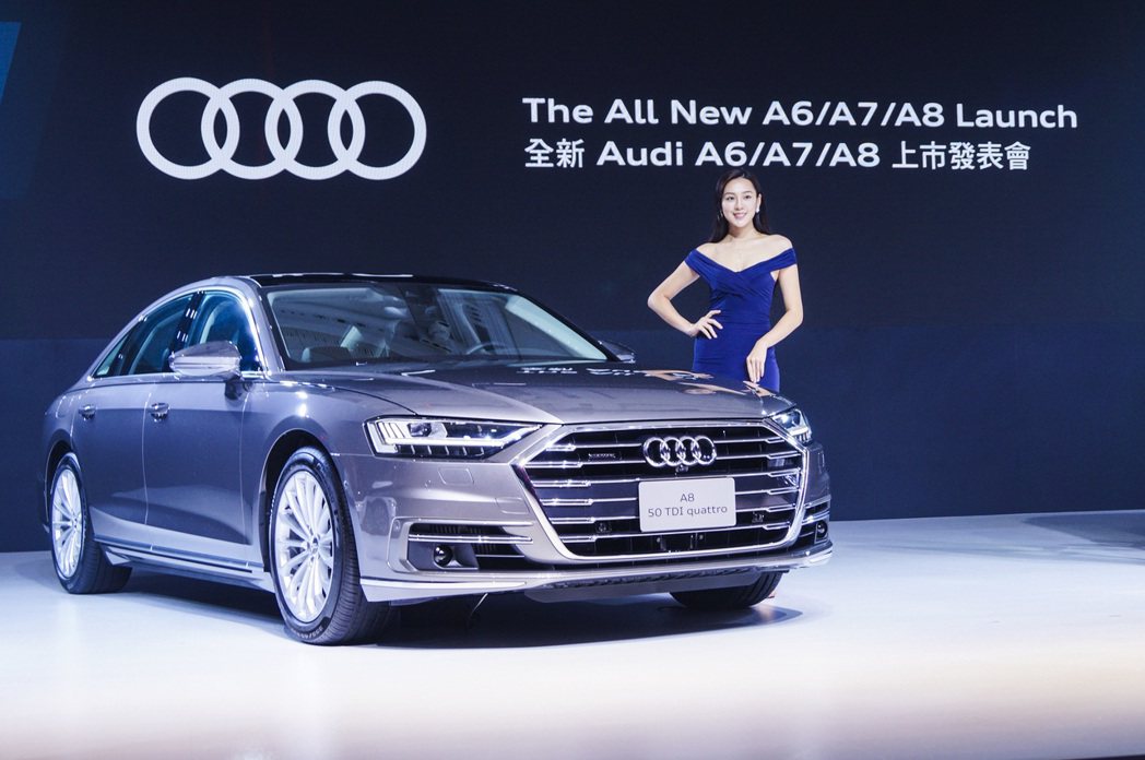 The new Audi A8繼承先前Audi Prologue概念車的設計語彙...
