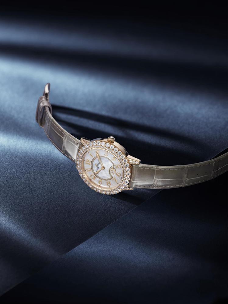 積家閃耀約會系列日夜顯示腕表，147萬元。圖／積家提供