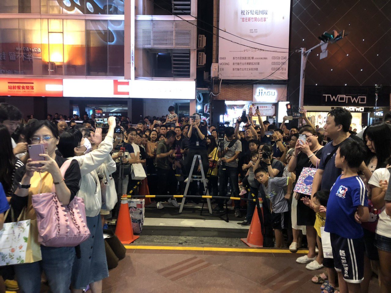 掰掰囉！遠東SOGO百貨新竹站前館熄燈 走入歷史