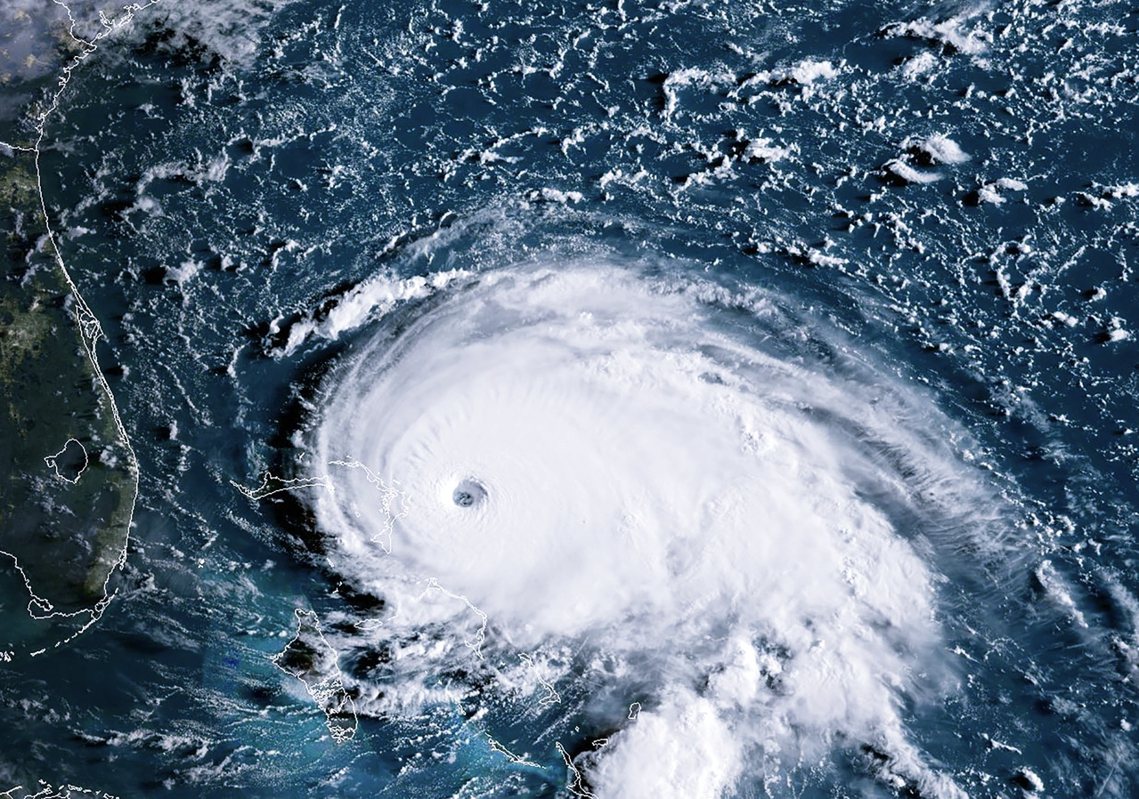 2019年大西洋的第一個「五級颶風」多利安（Dorian），1日以巔峰強度侵襲巴...