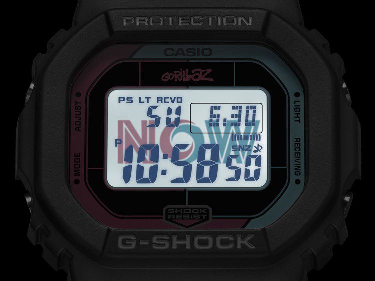 G-Shock GW-B5600GZ腕表，具有LED背光Logo，開啟照明後會浮現專輯封面的NOW字體。圖／Casio提供