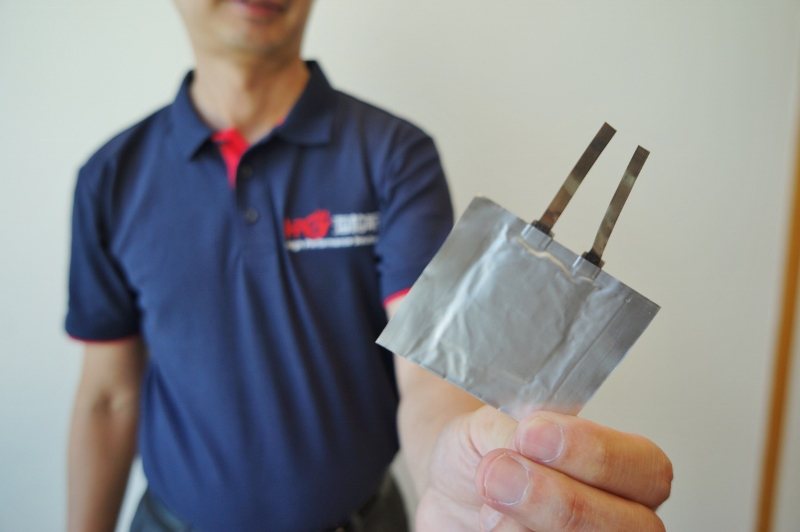 輕量又可撓的「熱電池」，不但效率高而且成本低，由台灣人創辦的香港新創公司海柏斯研...