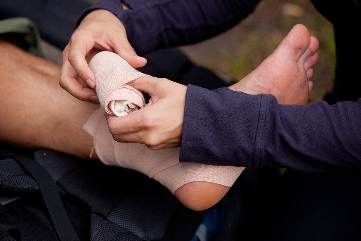 腳踝扭傷是非常常見的運動傷害，甚至沒事走在路上都會可能會不小心扭一下。<br />圖／ingimage