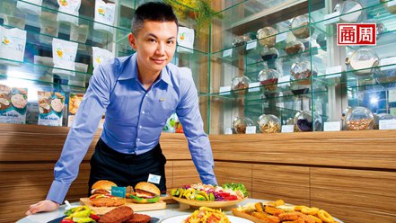 松珍素食執行長：陳俊毓。 圖／商業周刊提供