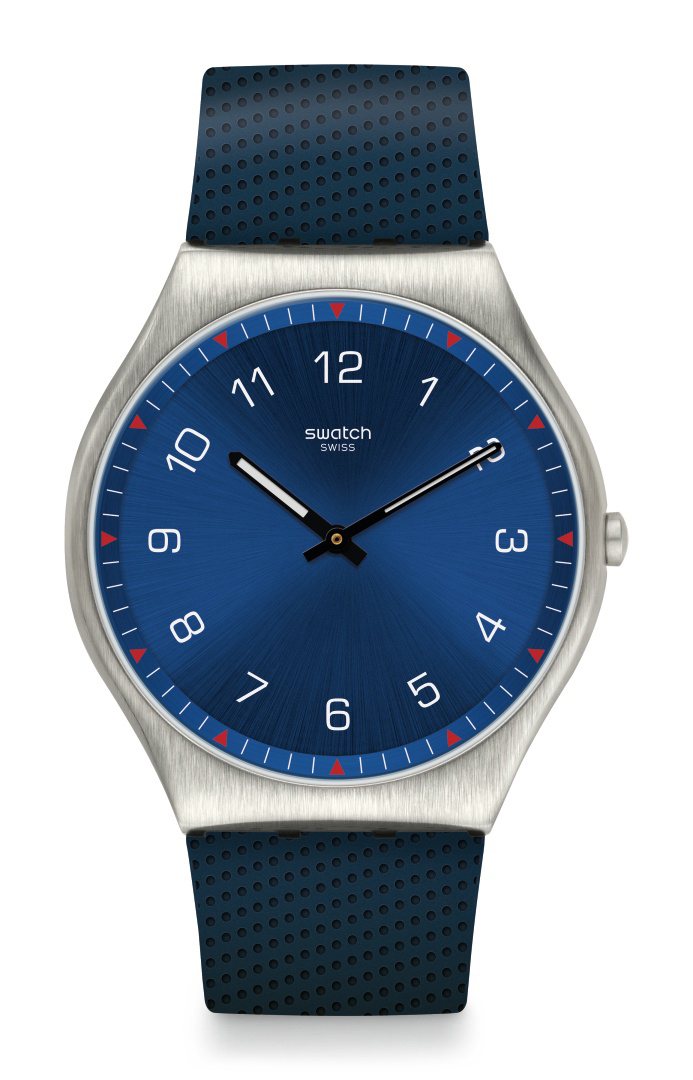 SKIN Irony系列海軍藍超薄腕表，不鏽鋼表殼，42毫米表徑，5,350元。...