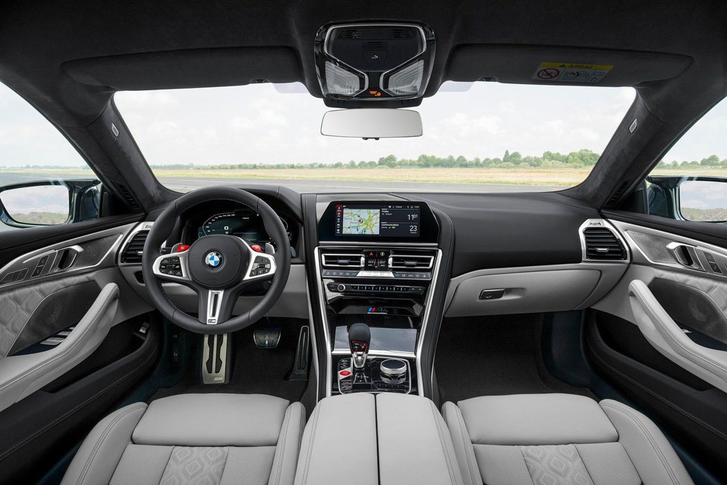 全新BMW M8 Gran Coupe (F93) 內裝格局。 摘自BMW