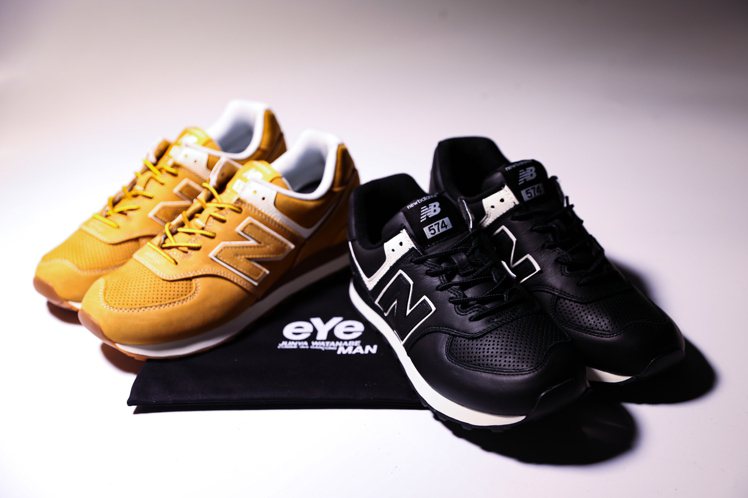 Junya Watanabe Man x New Balance 574休閒鞋，各7,300元。圖／團團提供