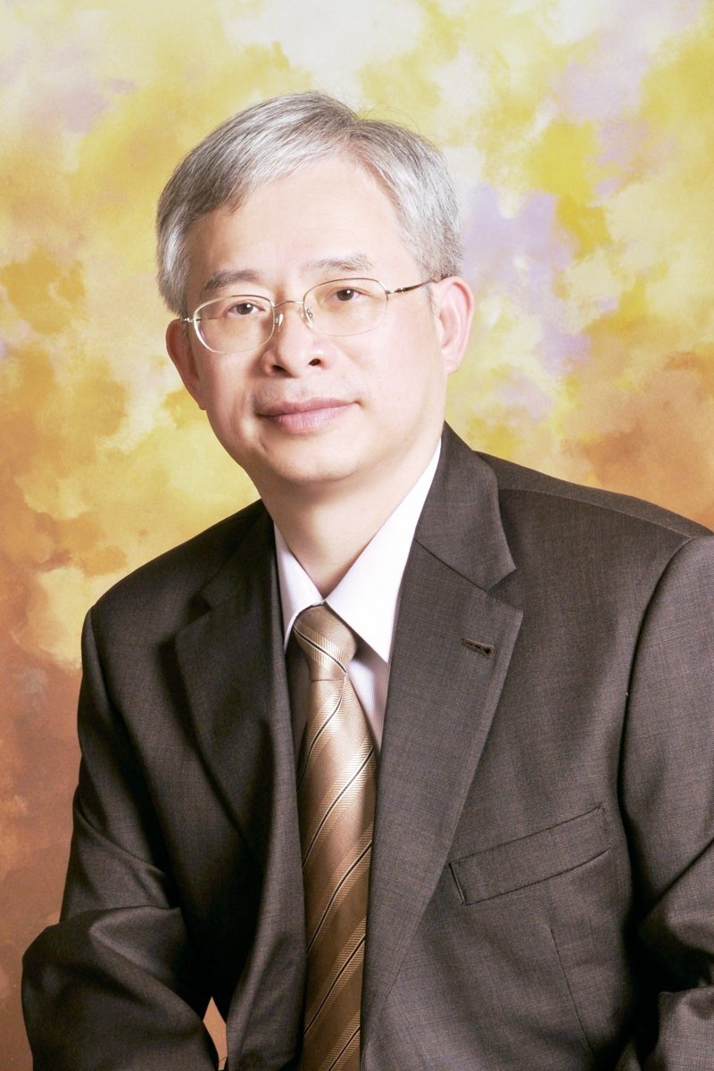 石宜銘
台北榮民總醫院外科教授