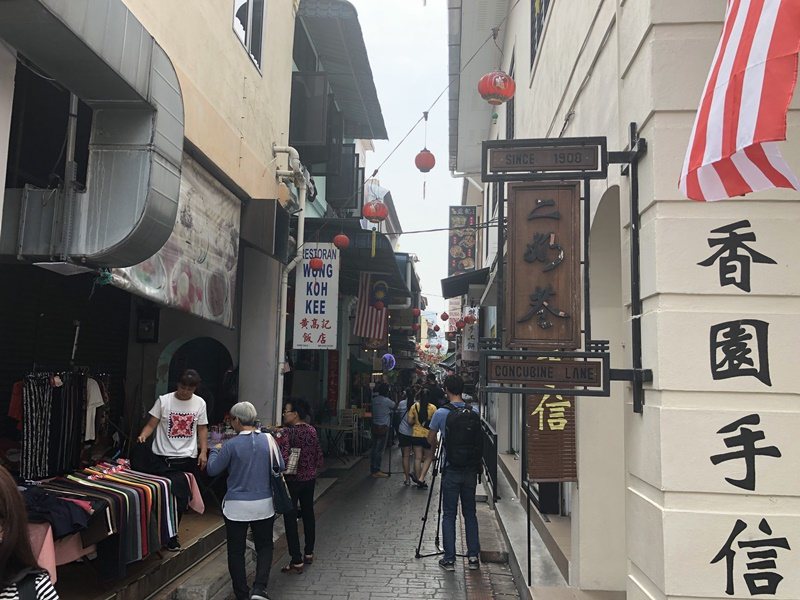 「二奶巷」已是當地著名的商業街。 圖／許晉榮攝影
