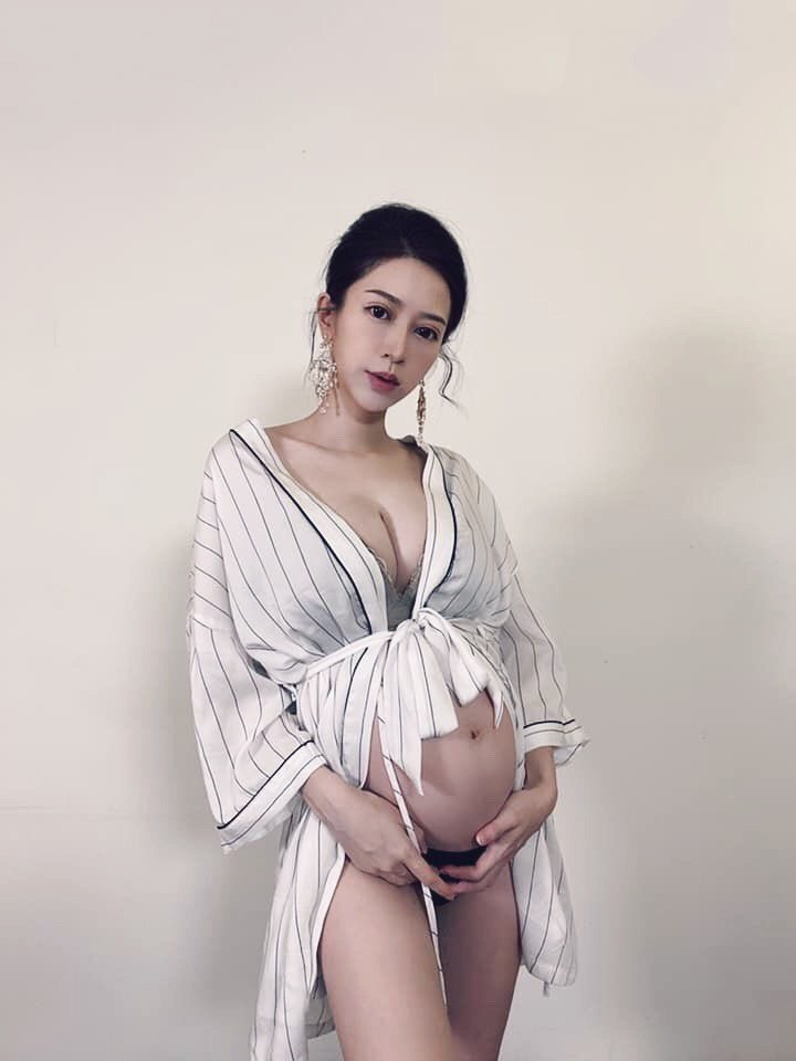 Vivian臨盆在即，自拍留下懷孕身影。圖／艾迪昇傳播提供