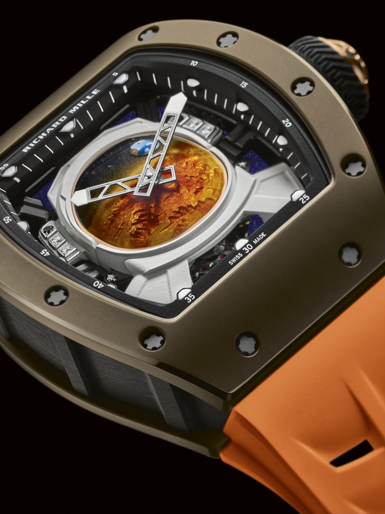 細看RM 52-05 Pharrell Williams陀飛輪腕表的指針配置，不...