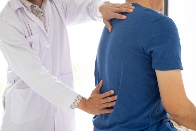 根據統計指出，80％的人一生中至少會有一次嚴重的腰痠背痛經驗，到底原因為何？圖／常春提供