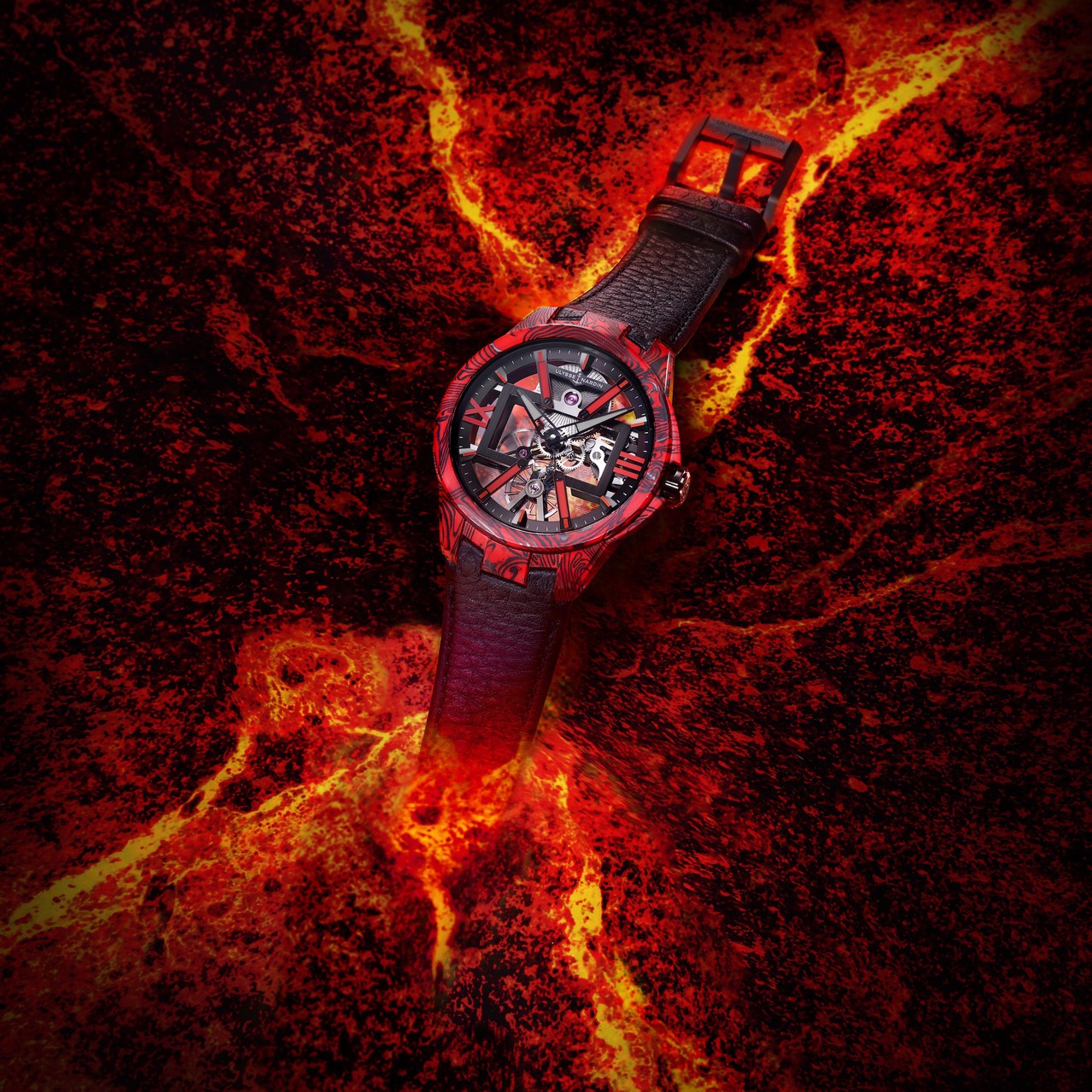 色即是空 鏤空腕錶示現赤焰與科幻之美