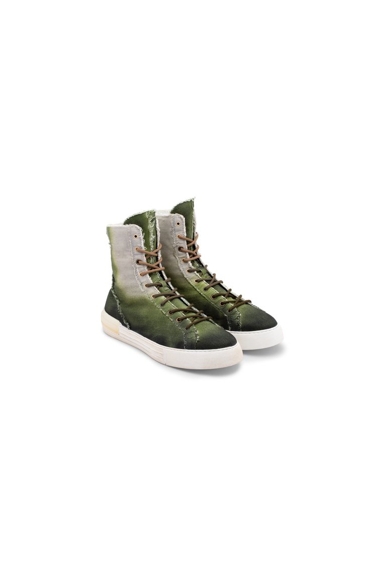 HOGAN H526綠色單寧高筒男士休閒鞋，價格店洽。圖／迪生提供