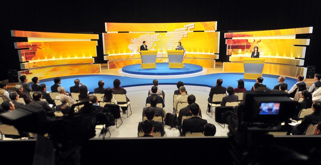 2010年，馬英九總統與民進黨主席蔡英文針對ECFA議題公開辯論。 圖／台北市攝...