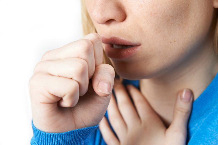 「為什麼咳嗽老是治不好？」這句話是許多久咳患者的心聲。<br />圖／常春月刊提供