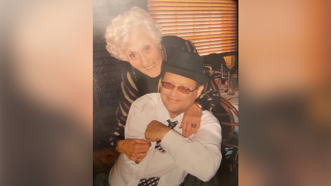 長島的91歲老婦艾琳‧李斯特(見圖)臥床不起，左腿接受了截肢手術，需要依賴機器生存，她的兩個兒子為了是否給母親拔管而對簿公堂。(News12LongIsland電視台截圖)