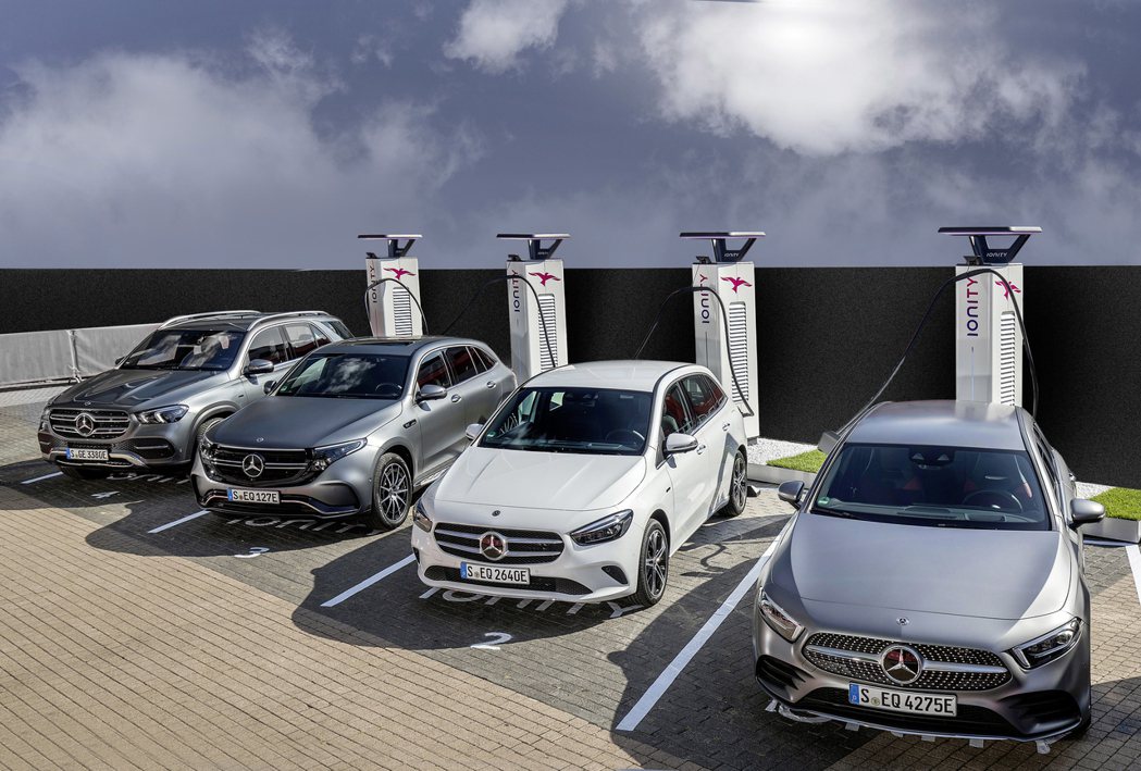 Mercedes-Benz計畫在2025年前將有超過40%的賓士新車為電動車型。...