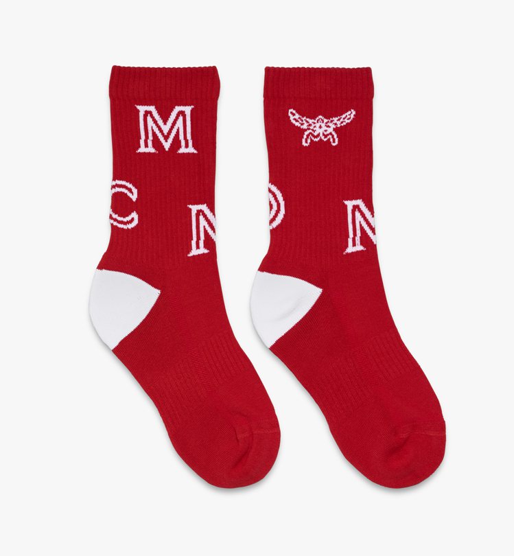 MCM_字母Logo紅色長襪，售價3,000元。圖／MCM提供
