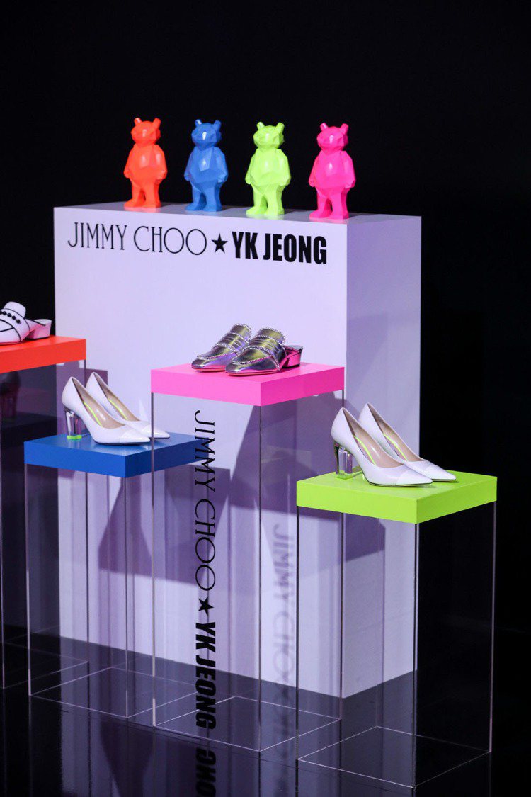 時尚鞋履品牌Jimmy Choo今年攜手韓國頂級造型師YK Jeong（鄭潤基）推出聯名系列「The Highlighted」。圖／Jimmy Choo提供