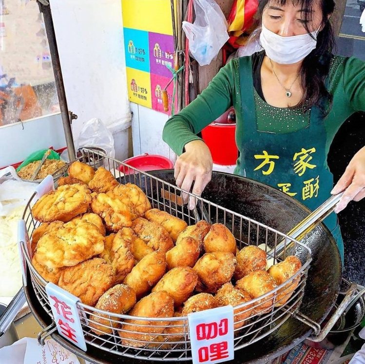 「方家雞蛋酥」是在地人與遊客都愛吃的銅板價午茶。IG @fuji.foodie 提供