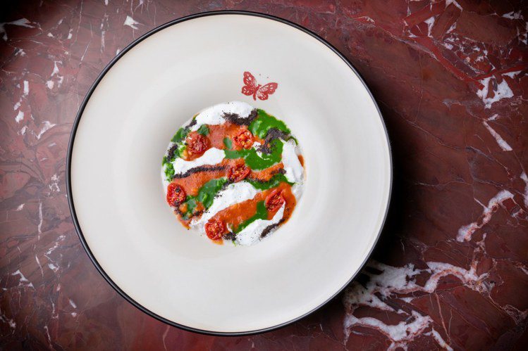 Gucci Osteria Da Massimo Bottura Rodeo Drive菜單將會更具有美式風格，當然也吃得到許多義大利美食像是燉飯、San Marzano番茄等。圖／GUCCI提供